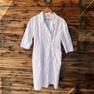 PRIMA | Barco Uniforms White Embroidered Shirt Dress M